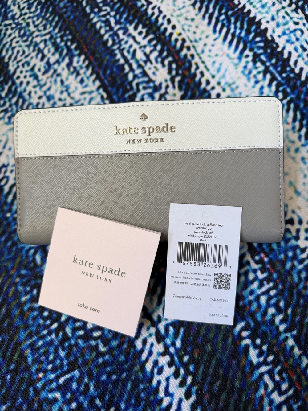 kate spade Two-Tone Saffiano Zip Wallet in White & Light Gray